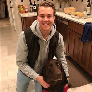 Meet your Posher, Zachary